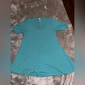 LuLaRoe Turquoise Short Sleeve Tee